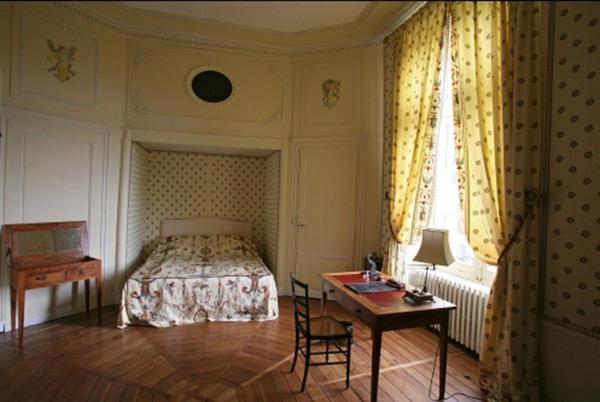 Chateau De Beaujeu Sens-Beaujeu 객실 사진